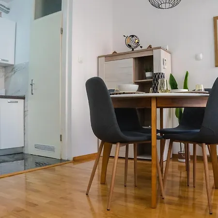 Flexible Selfcheckins 52 - Zagreb - Parking - Loggia Apartment Exterior photo